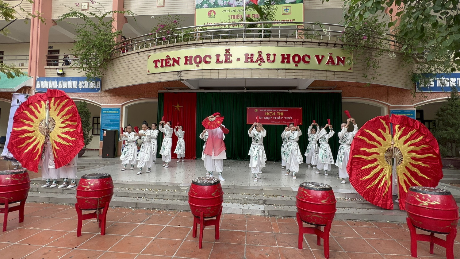 HỘI THI " NÉT ĐẸP THẦY TRÒ"