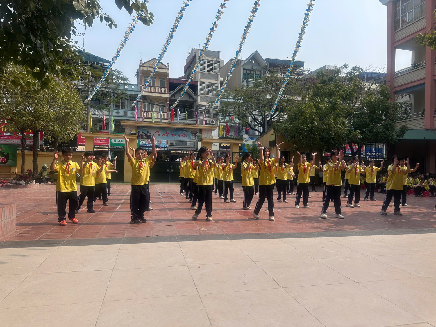 Đồng diễn thể dục