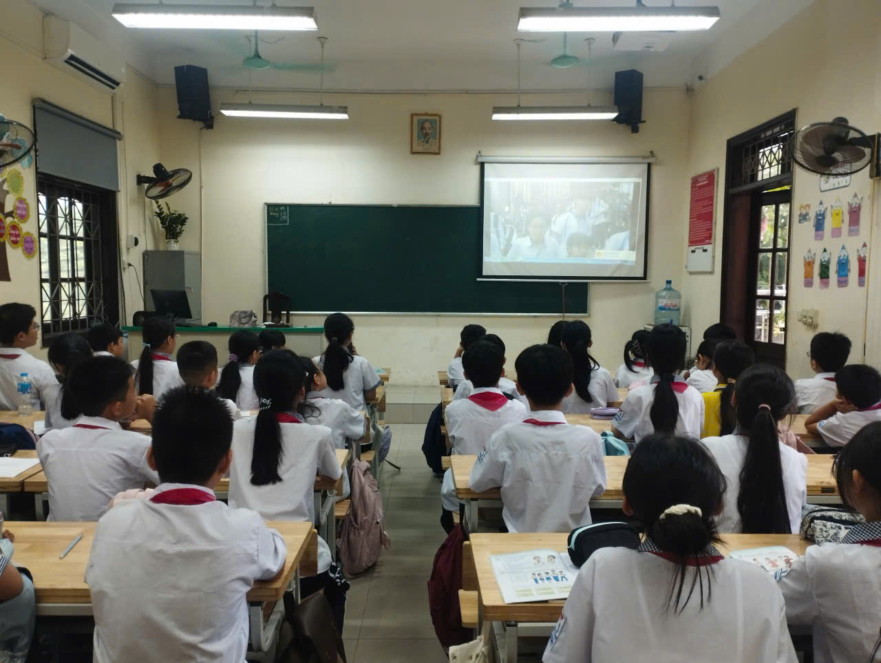 z7064722722543 2eadf738cc88edf2cf5d8152ddfddb3c