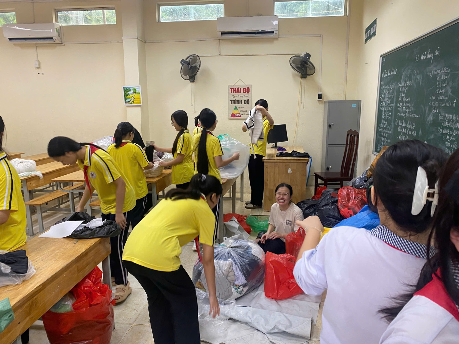 z7107729759378 f9bab261aacd732a9637898f6ce78637