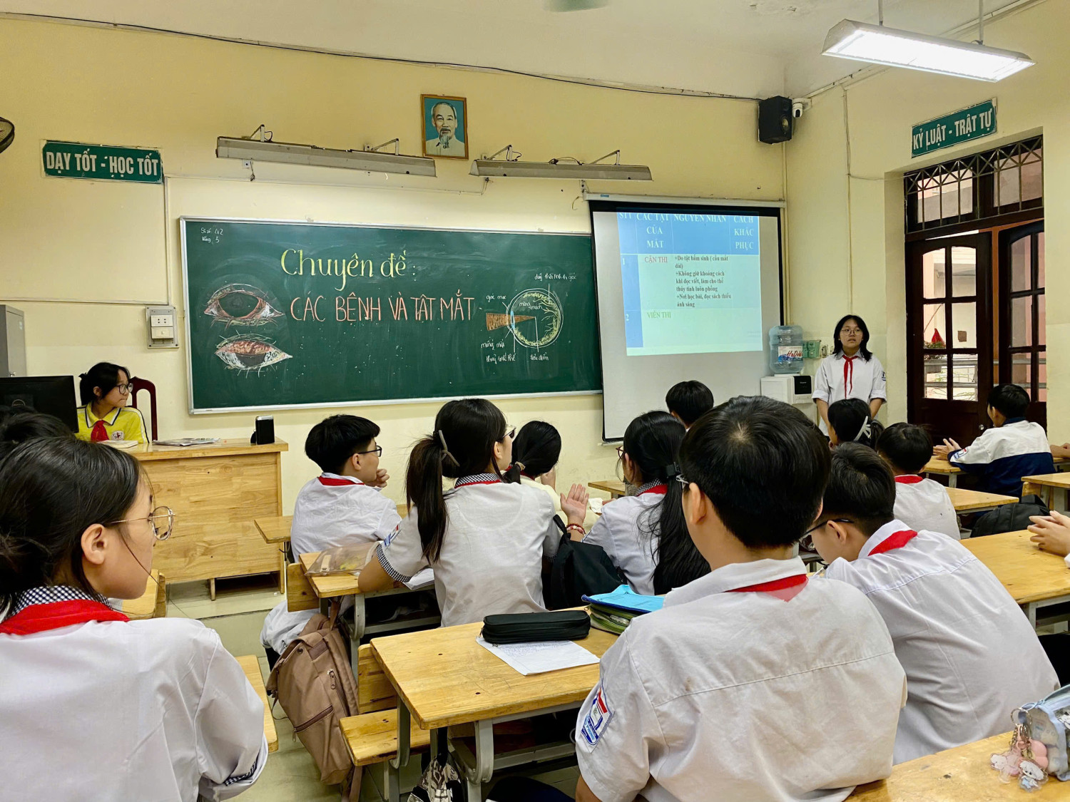 TRƯỜNG THCS LÊ HỒNG PHONG TỔ CHỨC CHUYÊN ĐỀ “CÁC BỆNH VỀ MẮT” CHO HỌC SINH