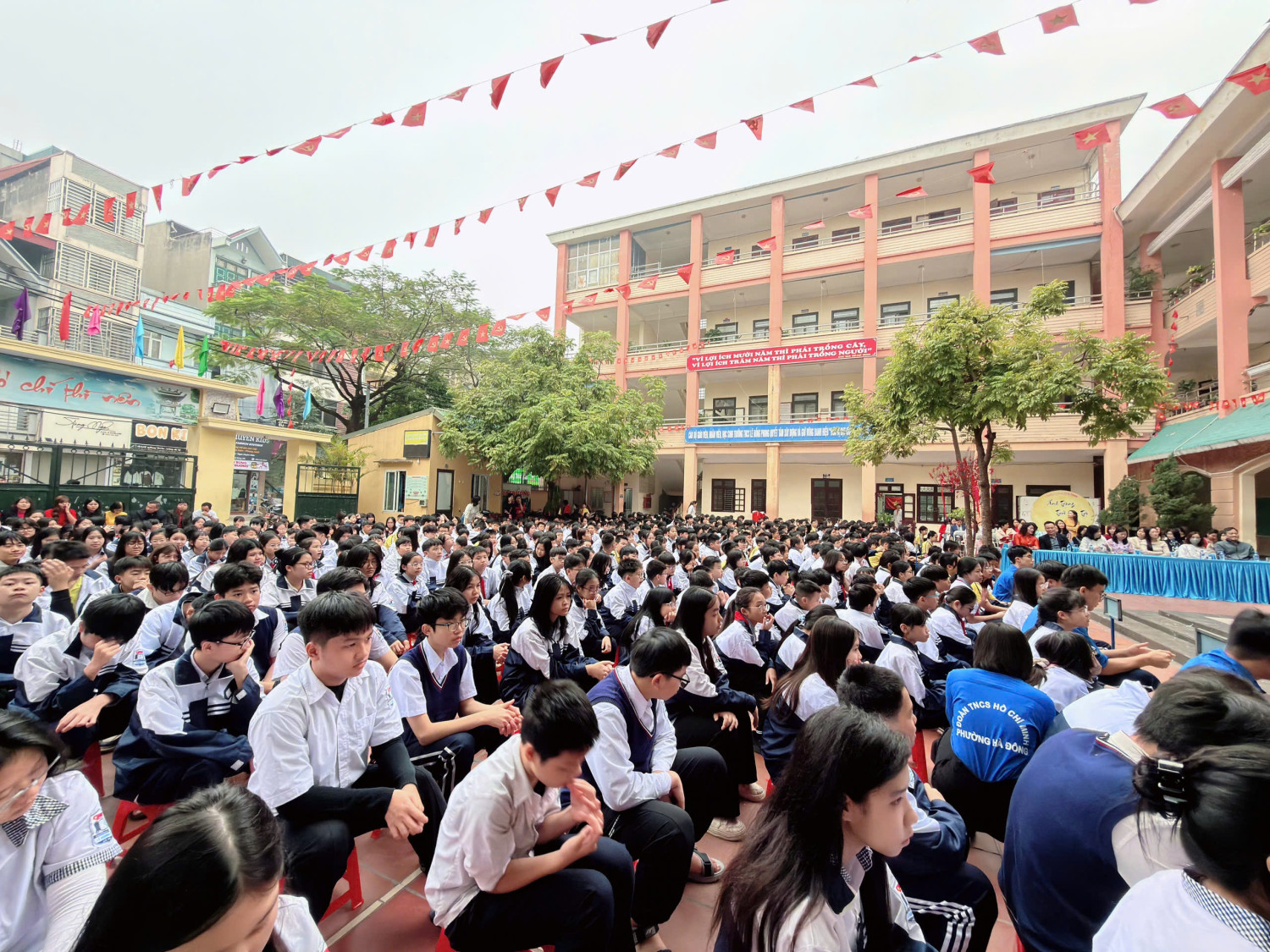 z7444811482669 eb0af69fcb402509e08a109b35f2c503