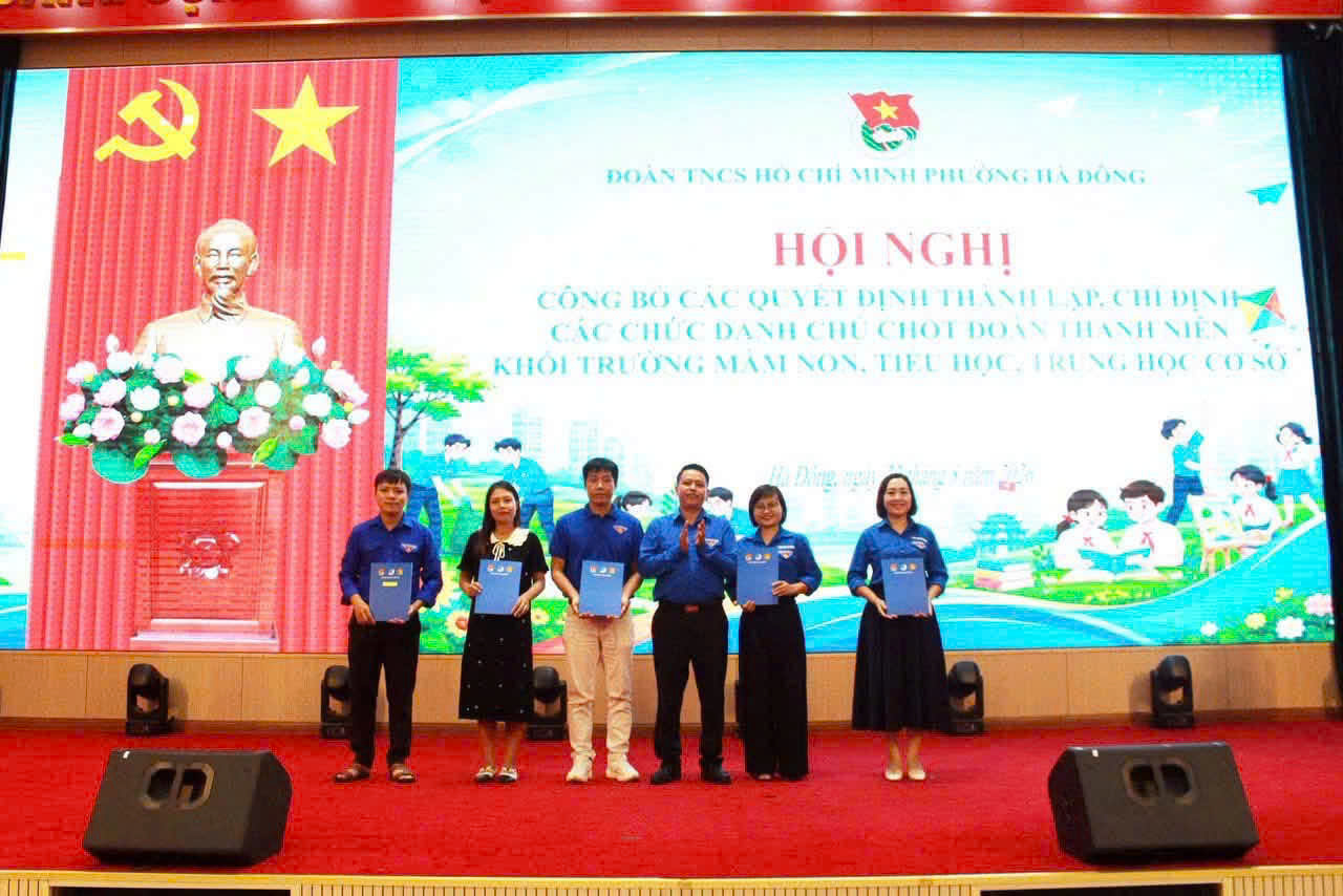 🌟 KIỆN TOÀN TỔ CHỨC ĐOÀN KHỐI TRƯỜNG HỌC PHƯỜNG HÀ ĐÔNG 🌟